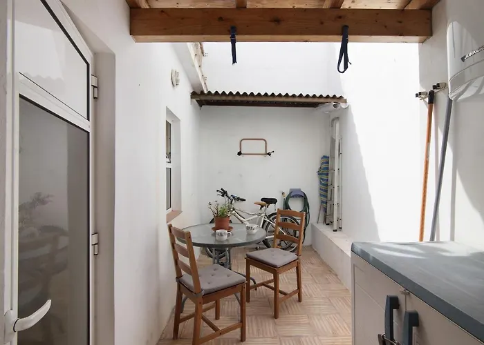 Ana Townhouse